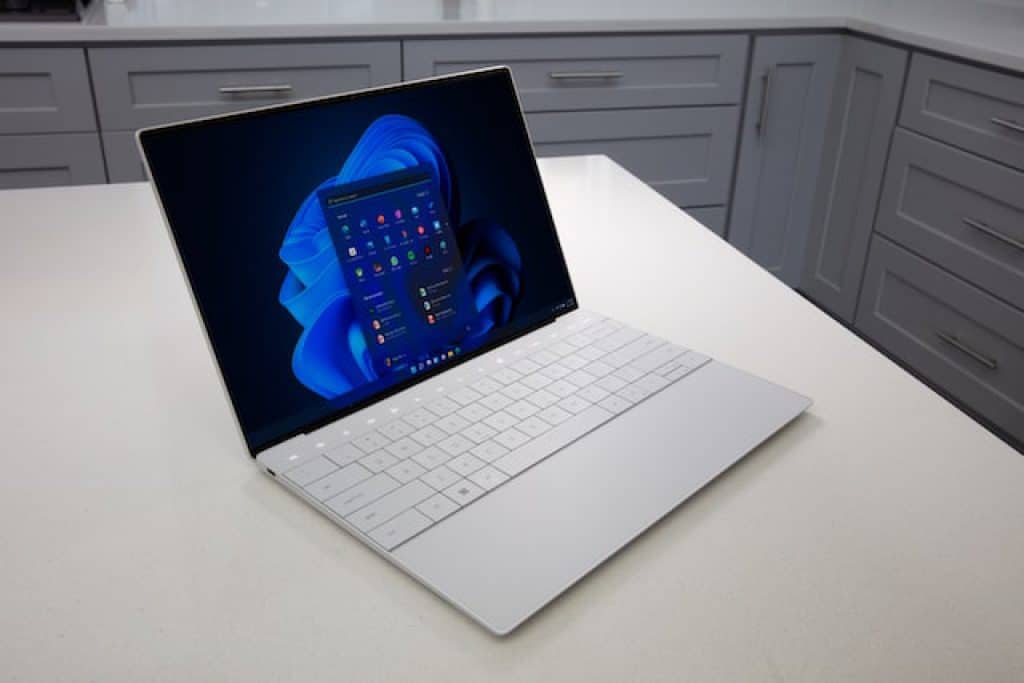 de wind is sterk Rafflesia Arnoldi Plak opnieuw De beste 15 inch laptop van mei 2023 | De Beste Laptop